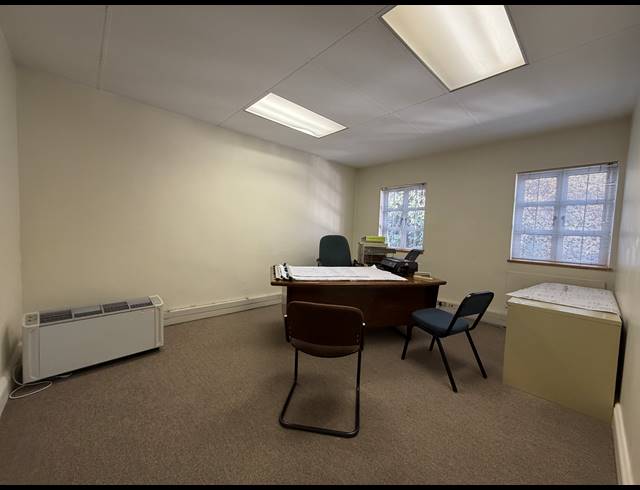 176M² OFFICE FOR SALE IN RIVONIA